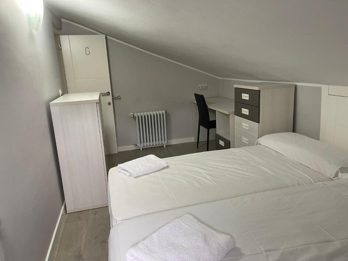 La Rosa Azul Rooms ポンフェラダ エクステリア 写真